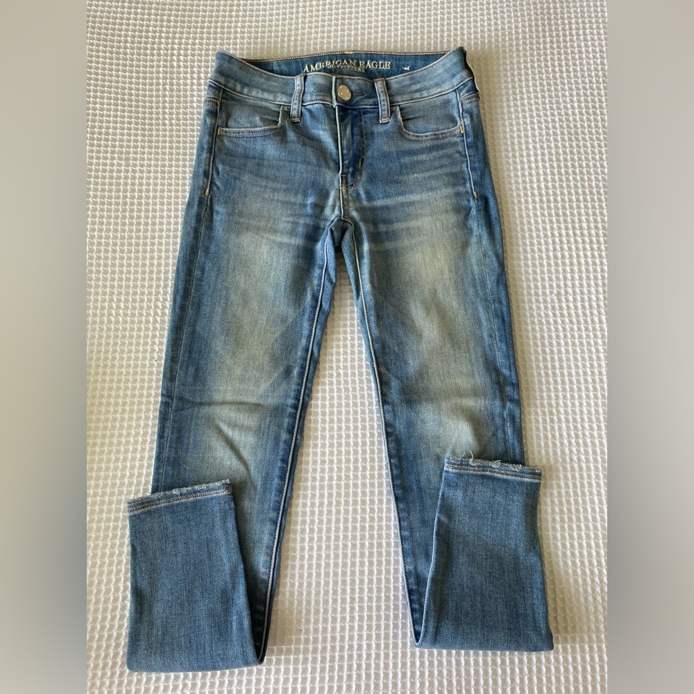 American Eagle Outfitters Super Super Stretch Blue Denim Jeans Sz 0 Short length